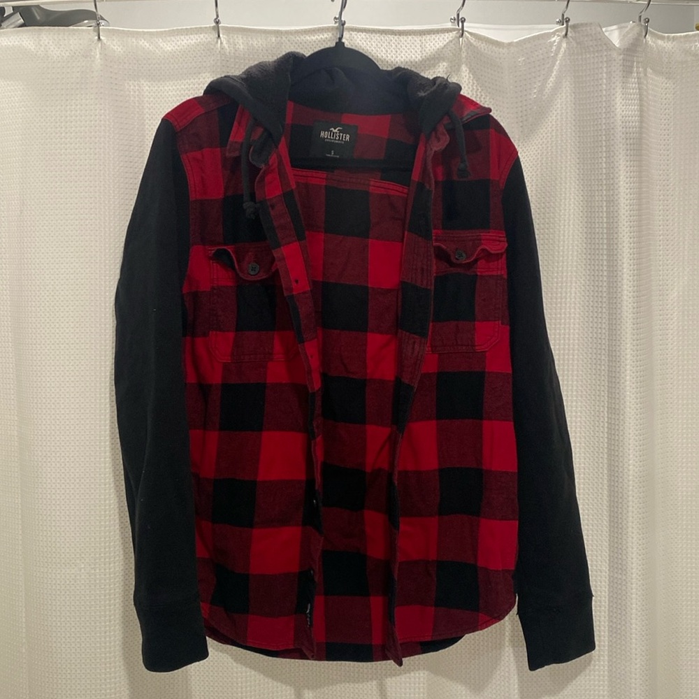 Buffalo plaid Hollister Men’s Small Sweater. Fits like  women’s medium
